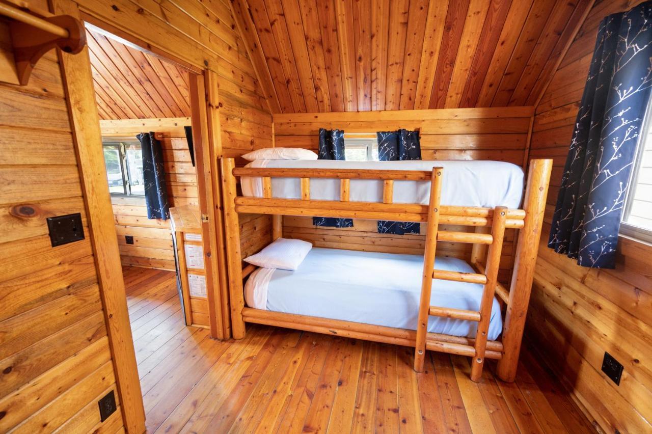 Redwood Coast Cabins And Rv Resort Eureka Exterior photo